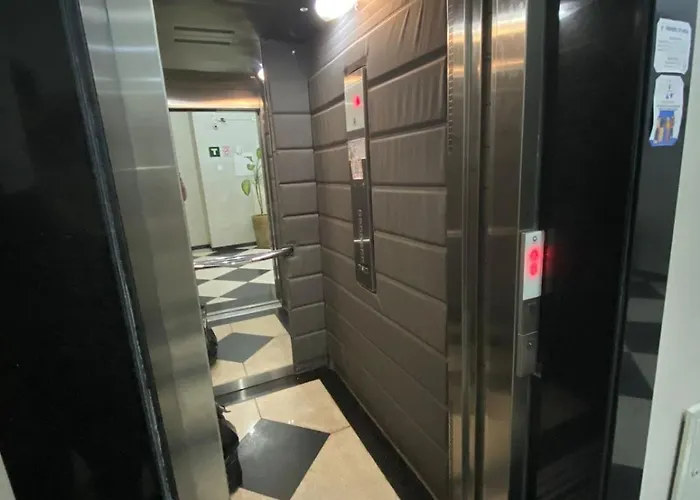 Golden Apart Hotel